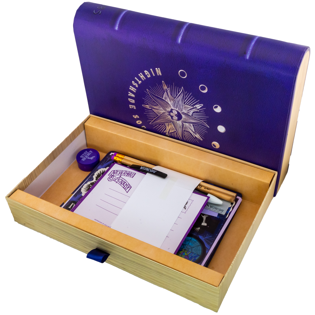 (image for) Wednesday Keepsake Gift Set